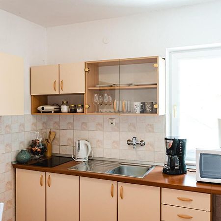 Korallion Apartment Σίμπενικ Εξωτερικό φωτογραφία