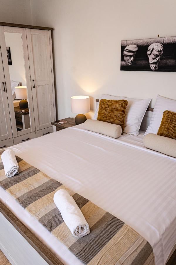 Korallion Apartment Σίμπενικ Εξωτερικό φωτογραφία