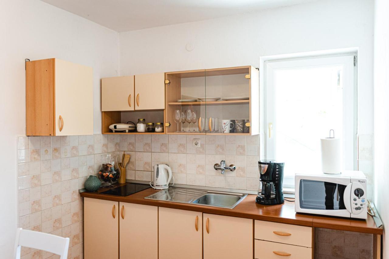 Korallion Apartment Σίμπενικ Εξωτερικό φωτογραφία