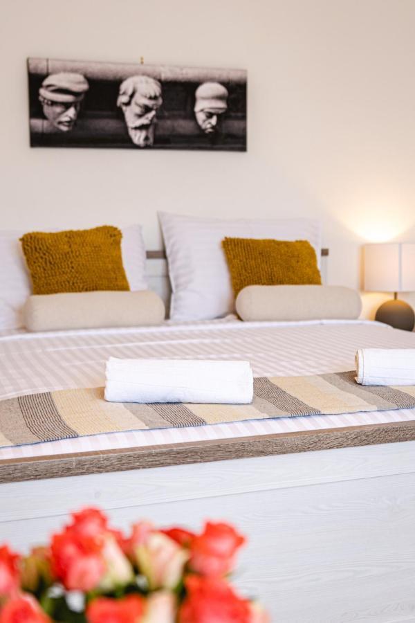 Korallion Apartment Σίμπενικ Εξωτερικό φωτογραφία