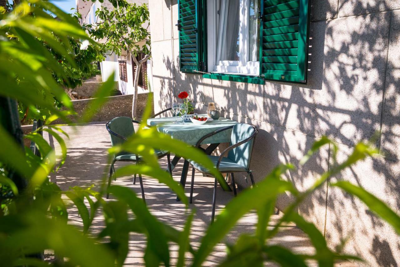 Korallion Apartment Σίμπενικ Εξωτερικό φωτογραφία