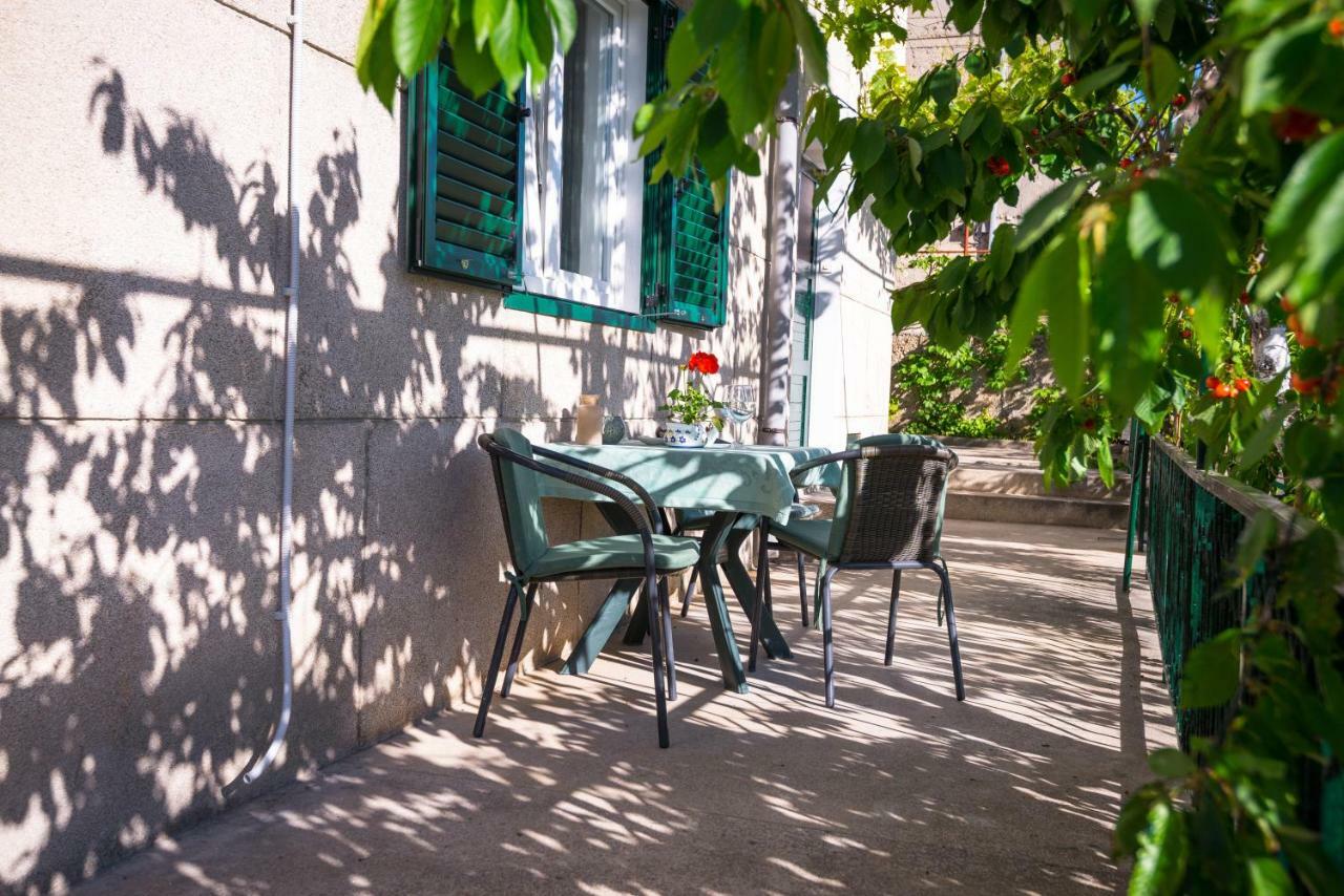 Korallion Apartment Σίμπενικ Εξωτερικό φωτογραφία